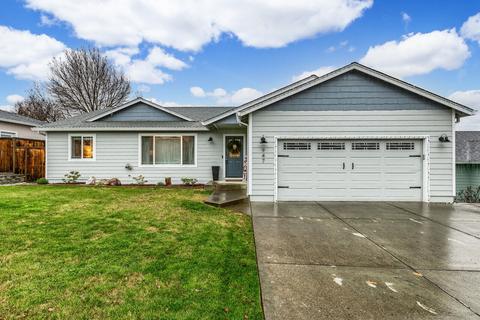 947 Ridgeview Dr, Eagle Point, OR 97524 photo 1