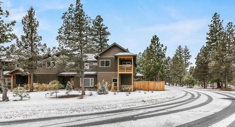 923 E Desperado Trl, Sisters, OR 97759 photo 3