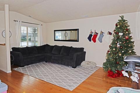 686 Andrea Way, Eagle Point, OR 97524 photo 7