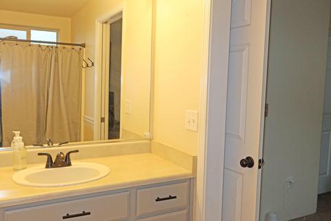 686 Andrea Way, Eagle Point, OR 97524 photo 17