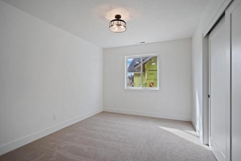 20492 Aberdeen Dr, Bend, OR 97702 photo 32