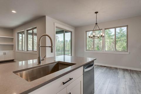 3206 NW Skyler Pl, Bend, OR 97703 photo 4