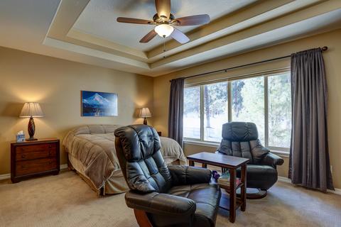 60725 Willow Creek Loop Loop, Bend, OR 97702 photo 3