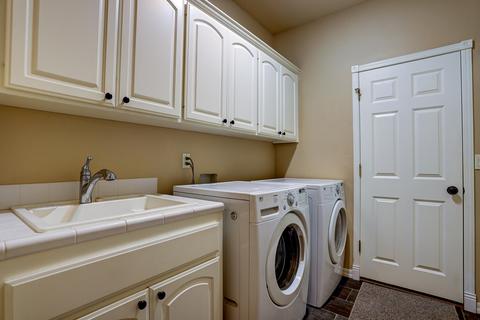 60725 Willow Creek Loop Loop, Bend, OR 97702 photo 9