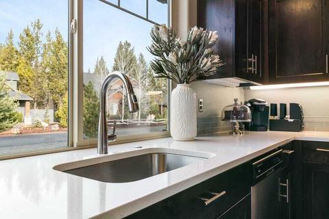3207 NE Boulder Creek Dr, Bend, OR 97701 photo 9
