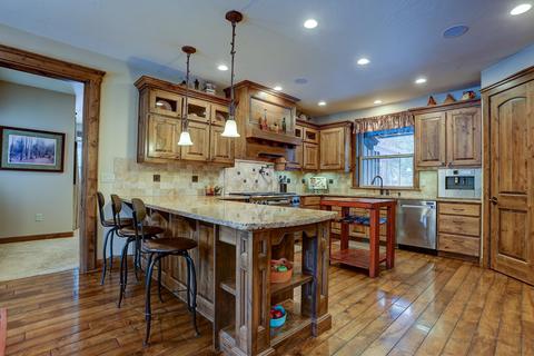 56457 Sunstone Loop, Bend, OR 97707 photo 13