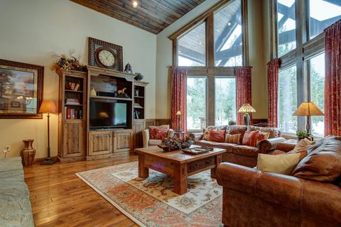 56457 Sunstone Loop, Bend, OR 97707 photo 4