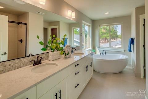 3012 NE Moreno Pl, Bend, OR 97701 photo 19