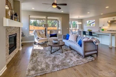 3012 NE Moreno Pl, Bend, OR 97701 photo 8