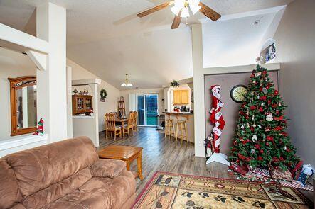 14 Osprey Dr, Eagle Point, OR 97524 photo 4