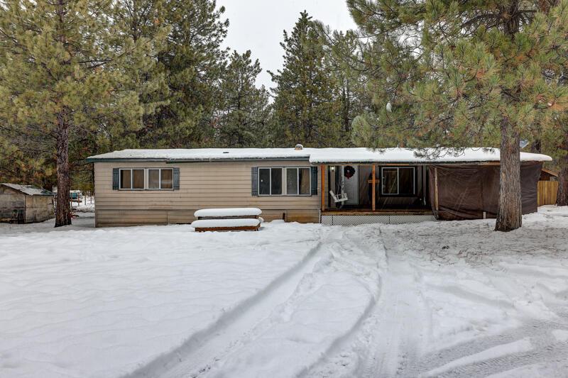 15864 Green Forest Rd, La Pine, OR 97739 24 Photos MLS 220136910