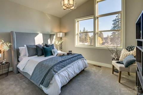 3003 NE Moreno Pl, Bend, OR 97701 photo 10