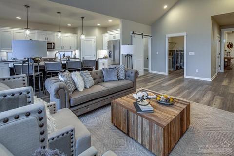 3003 NE Moreno Pl, Bend, OR 97701 photo 7