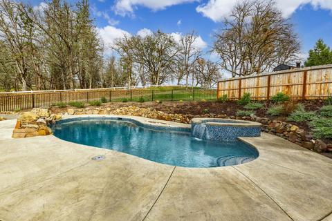 2707 Rogue River Dr, Eagle Point, OR 97524 photo 79