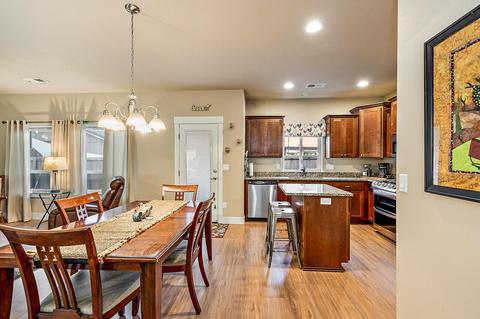 386 Live Oak Loop, Central Point, OR 97502 photo 13