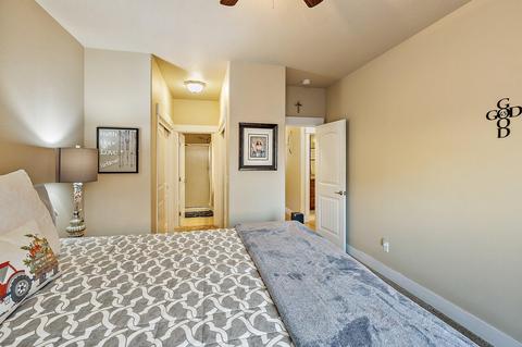 386 Live Oak Loop, Central Point, OR 97502 photo 21