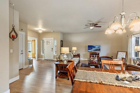 386 Live Oak Loop, Central Point, OR 97502 photo 16