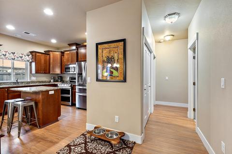 386 Live Oak Loop, Central Point, OR 97502 photo 19