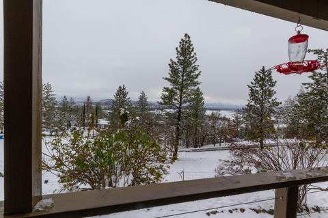 196 Flamingo Dr, Eagle Point, OR 97524 photo 4