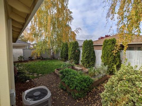 459 Montclair Way, Eagle Point, OR 97524 photo 24