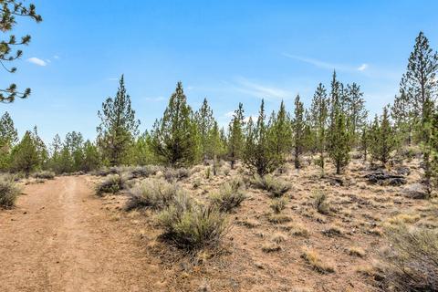 63454 Saddleback Dr, Bend, OR 97703 photo 3