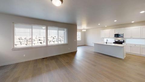 3218 NW Skyler Pl, Bend, OR 97703 photo 2