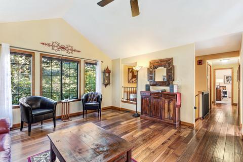 1630 NE 13th St, Bend, OR 97701 photo 4