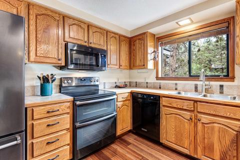 1630 NE 13th St, Bend, OR 97701 photo 9