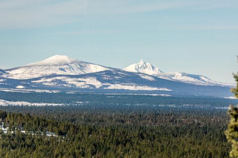 3277 NW Starview Dr, Bend, OR 97703 photo 9