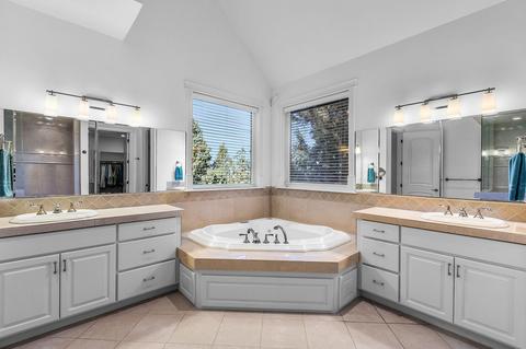 3277 NW Starview Dr, Bend, OR 97703 photo 23
