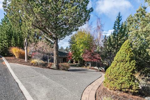 3277 NW Starview Dr, Bend, OR 97703 photo 4