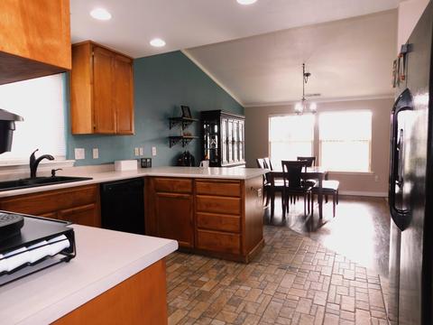 605 Andrea Way, Eagle Point, OR 97524 photo 6