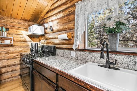 19317 Dusty Loop, Bend, OR 97703 photo 7