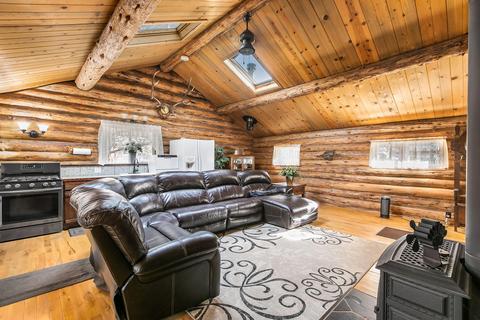 19317 Dusty Loop, Bend, OR 97703 photo 4