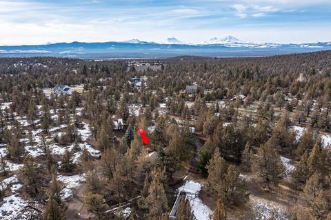 19317 Dusty Loop, Bend, OR 97703 photo 29