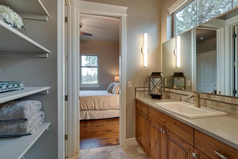 445 Nutcracker Dr, Redmond, OR 97756 photo 32
