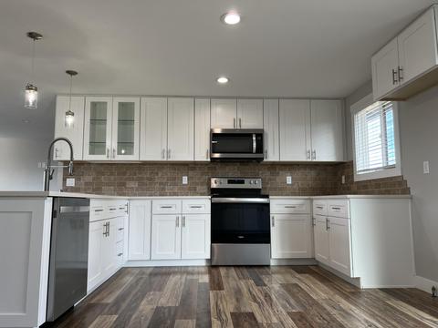 22460 Rickard Rd, Bend, OR 97702 photo 2