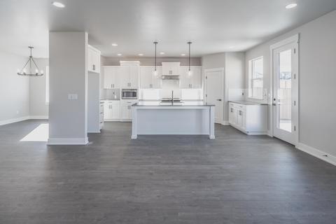 3019 NE Moreno Pl, Bend, OR 97701 photo 4