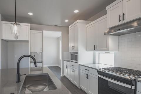 3019 NE Moreno Pl, Bend, OR 97701 photo 8