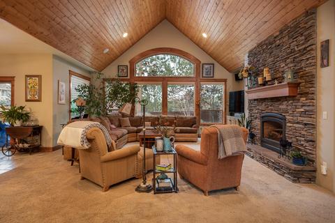 20465 Mazama Pl, Bend, OR 97702 photo 3
