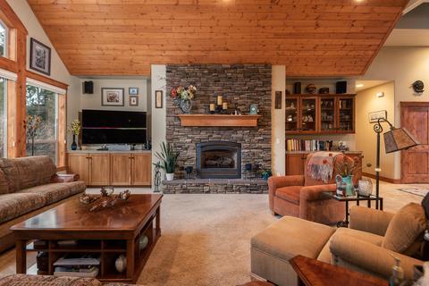 20465 Mazama Pl, Bend, OR 97702 photo 4