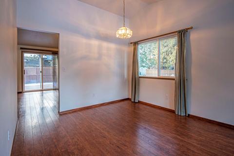 653 E Tyler Ave, Sisters, OR 97759 photo 4