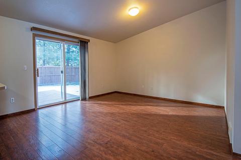653 E Tyler Ave, Sisters, OR 97759 photo 5