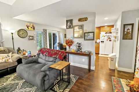 343 Live Oak Loop, Central Point, OR 97502 photo 10
