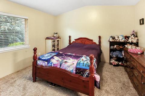 343 Live Oak Loop, Central Point, OR 97502 photo 23