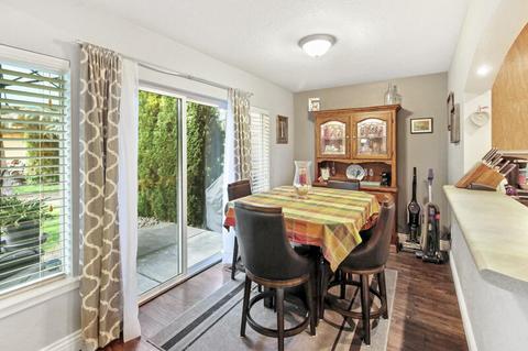 343 Live Oak Loop, Central Point, OR 97502 photo 15