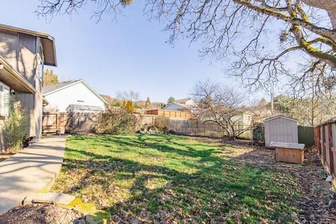 801 3rd St, Rogue River, OR 97537 photo 24