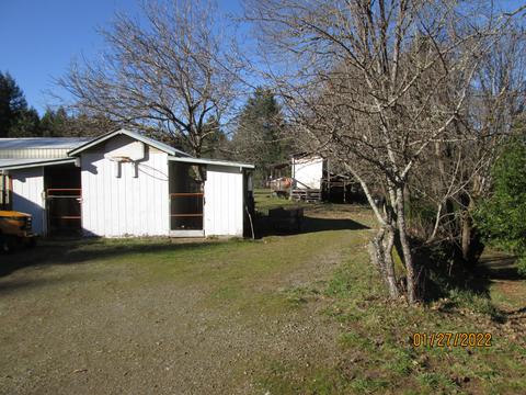 4940 Dick George Rd, Cave Junction, OR 97523 photo 12