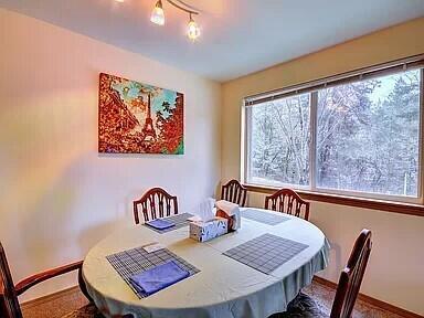 1725 Summit Loop, Grants Pass, OR 97527 photo 11