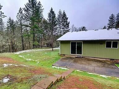 1725 Summit Loop, Grants Pass, OR 97527 photo 34
